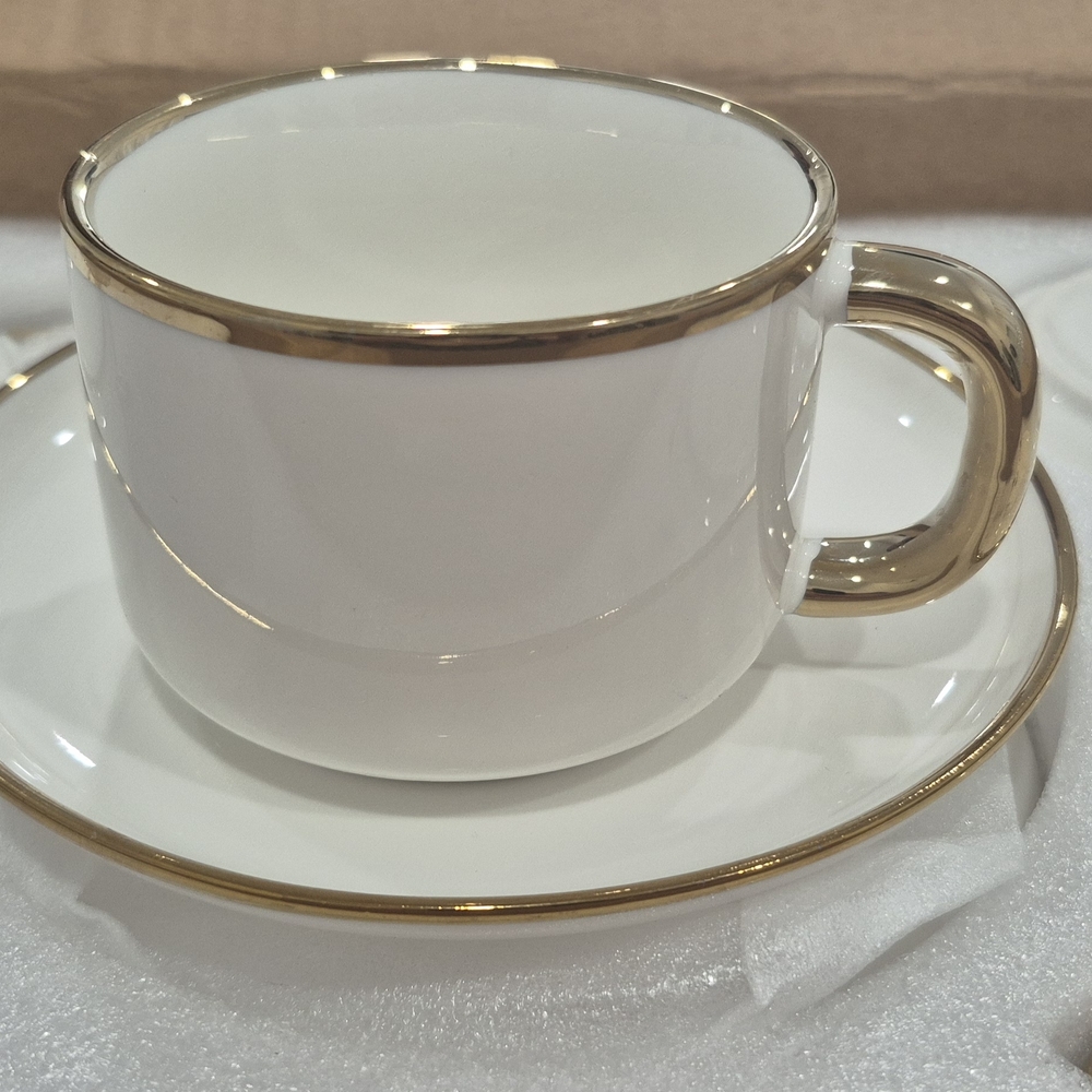 Elegant White Porcelain Teacup and Saucer Set with Gold Trim - Home Dining - Picture 7 of 8